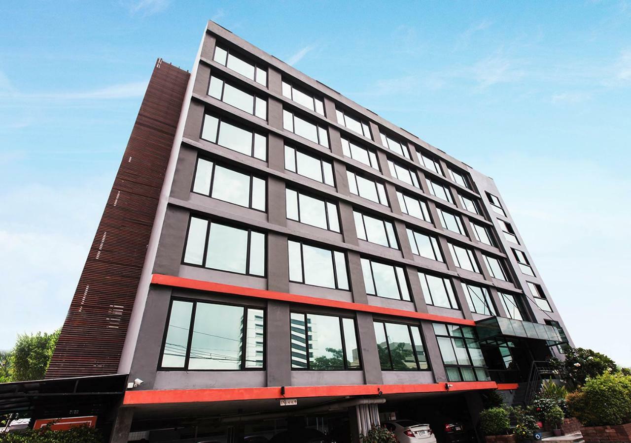 B2 Bangkok - Srinakarin Hotel Luaran gambar