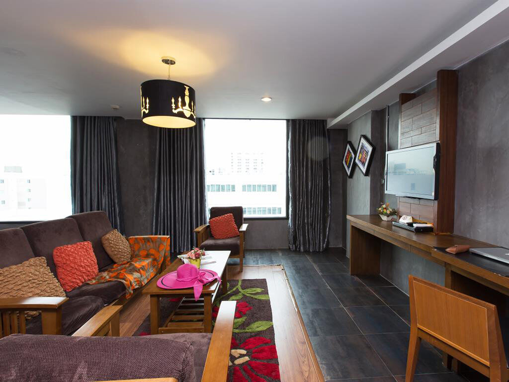 B2 Bangkok - Srinakarin Hotel Luaran gambar